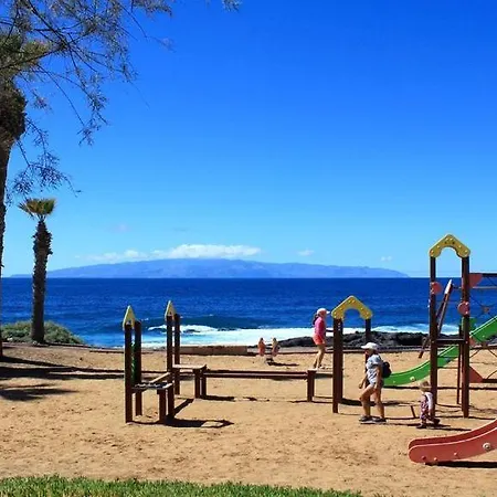 Ferienhaus Carol, Wifi, Pool, Garden, Sea Views, Costa Adeje *